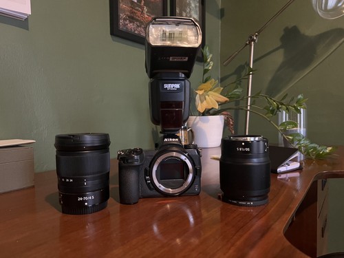 Nikon mirrorless camera - mirrorless, w/