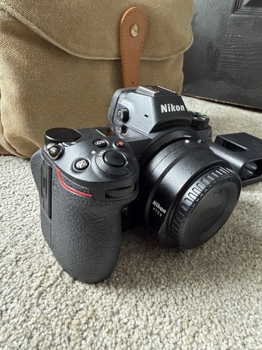 Nikon full frame camera - z6,